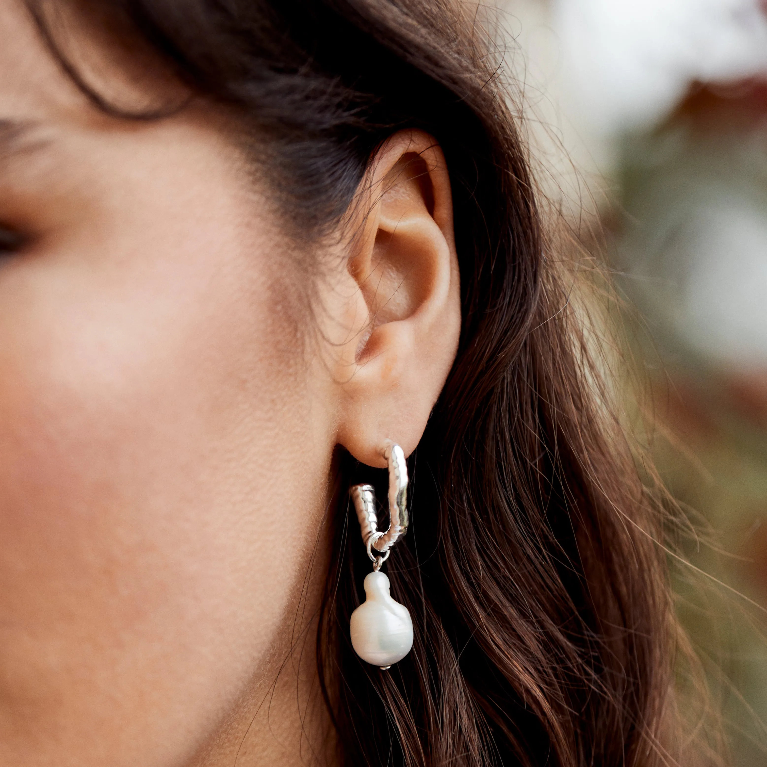 Baroque Pearl Molten Hoop Earring