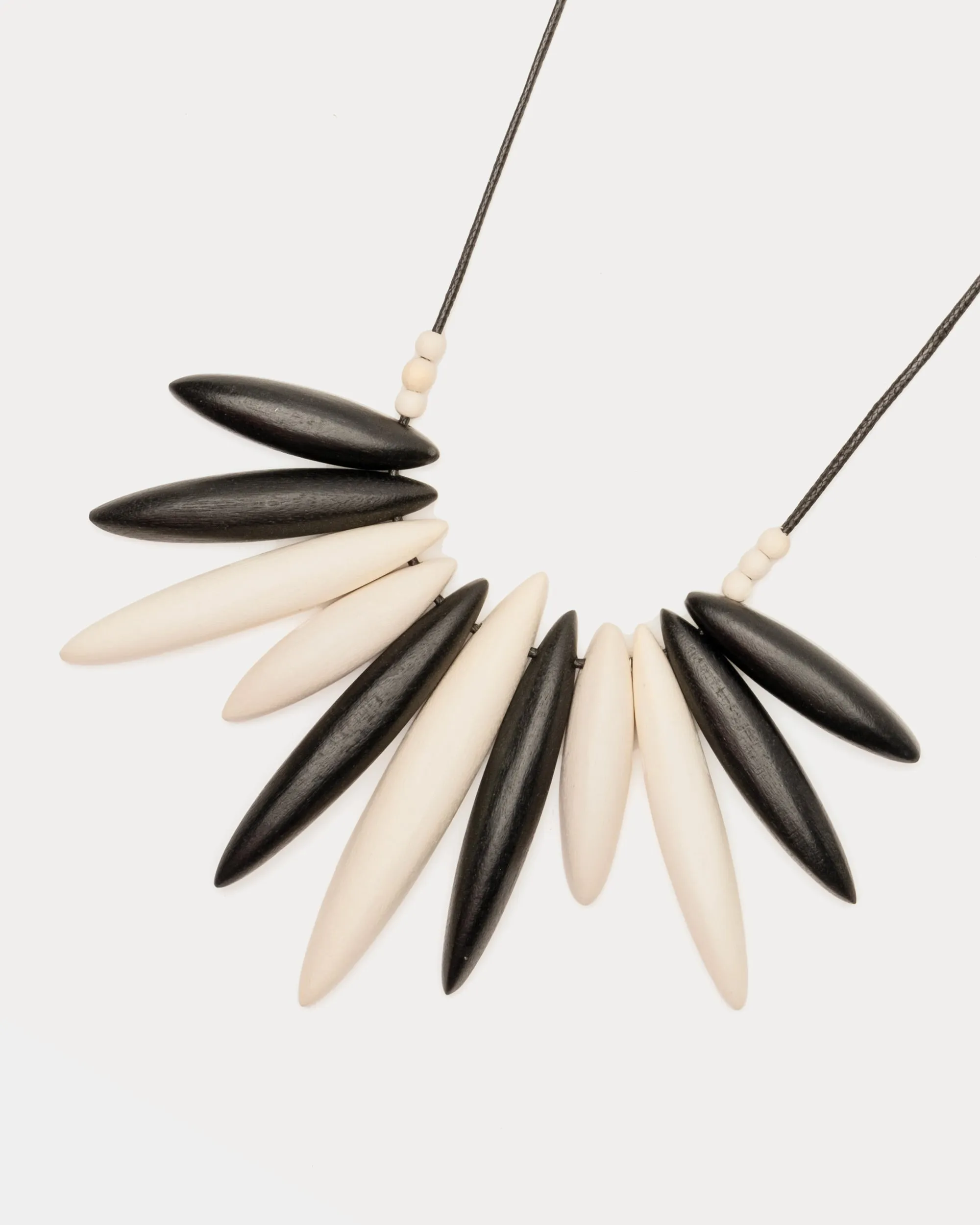 Bird of Paradise Necklace Black White