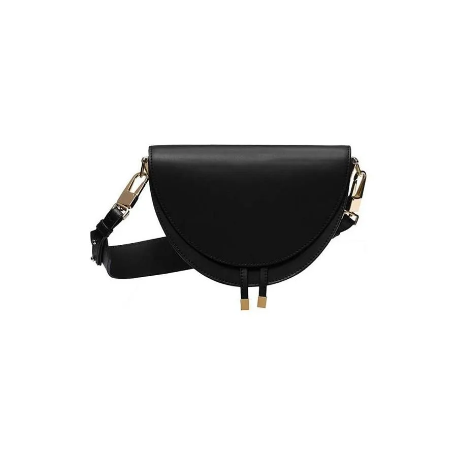 Chic CrocSaddle Vintage Leather Shoulder Bag