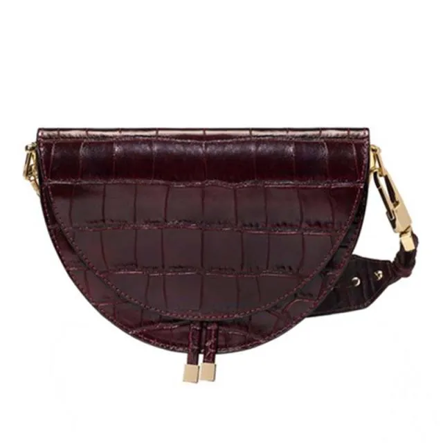 Chic CrocSaddle Vintage Leather Shoulder Bag