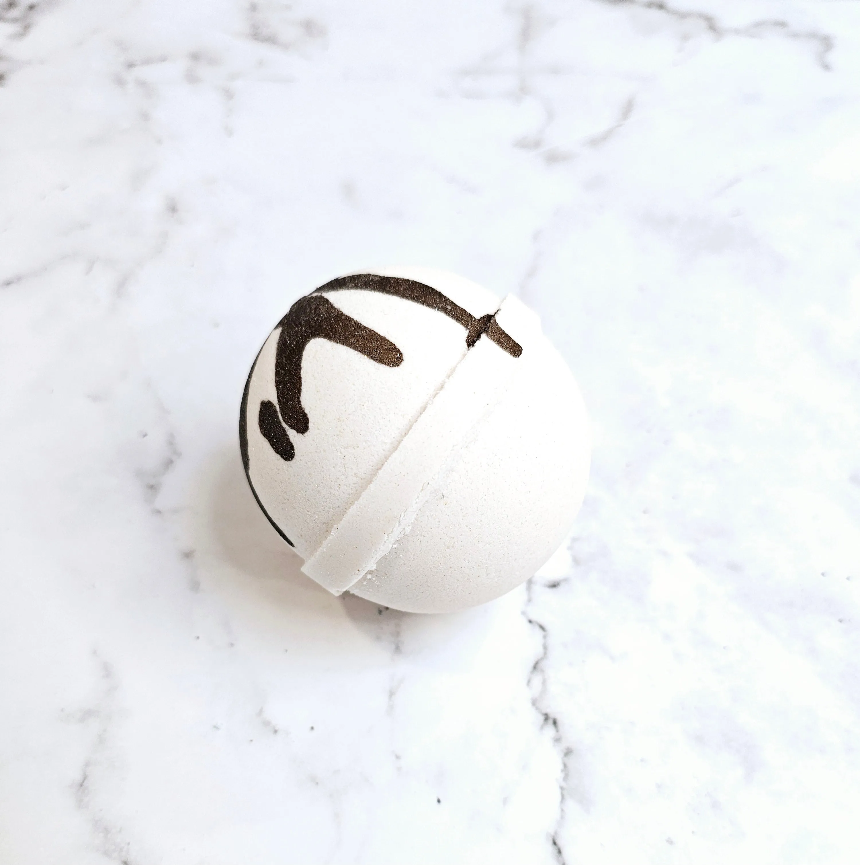 Cocoa Butter Cashmere Bath Bomb