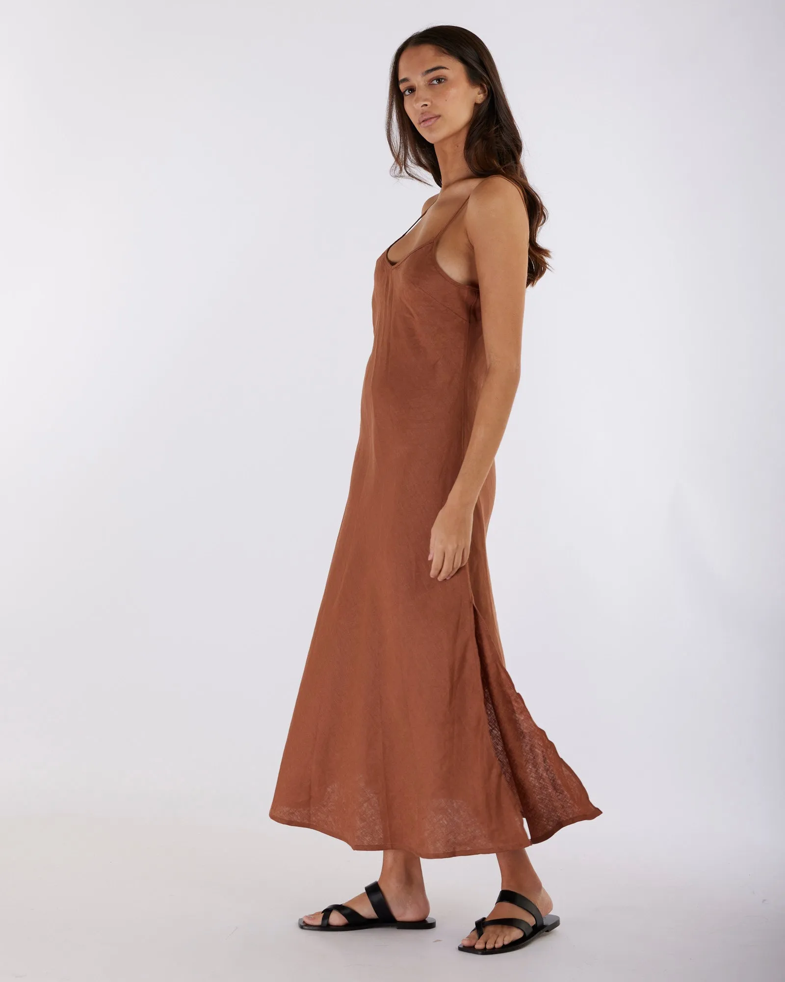 Evangeline Linen Dress - Cinnamon