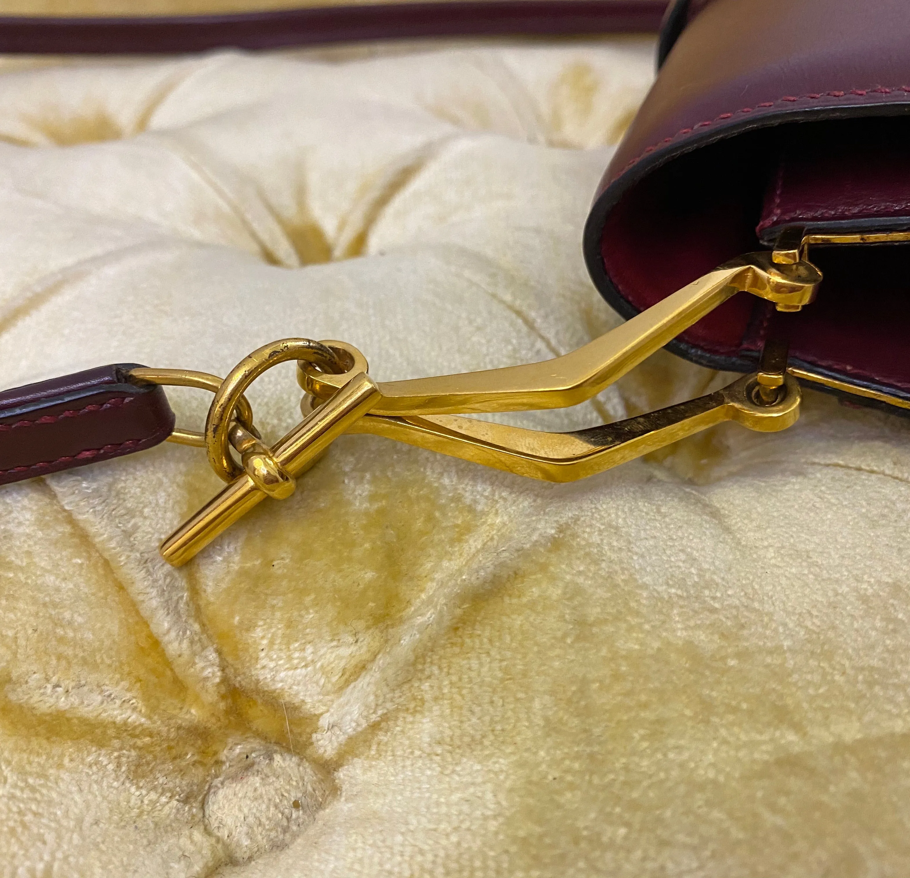 Hermès Vintage 70s Burgundy Shoulder Bag