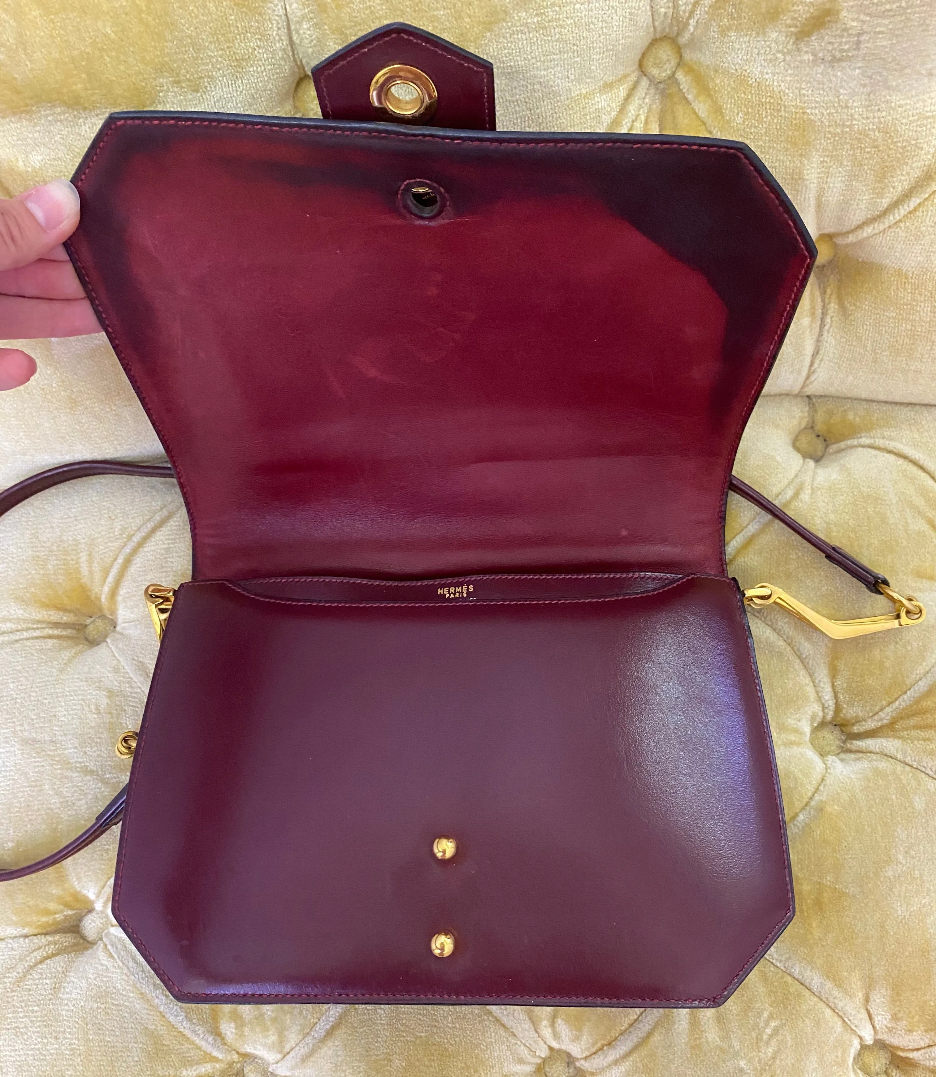 Hermès Vintage 70s Burgundy Shoulder Bag