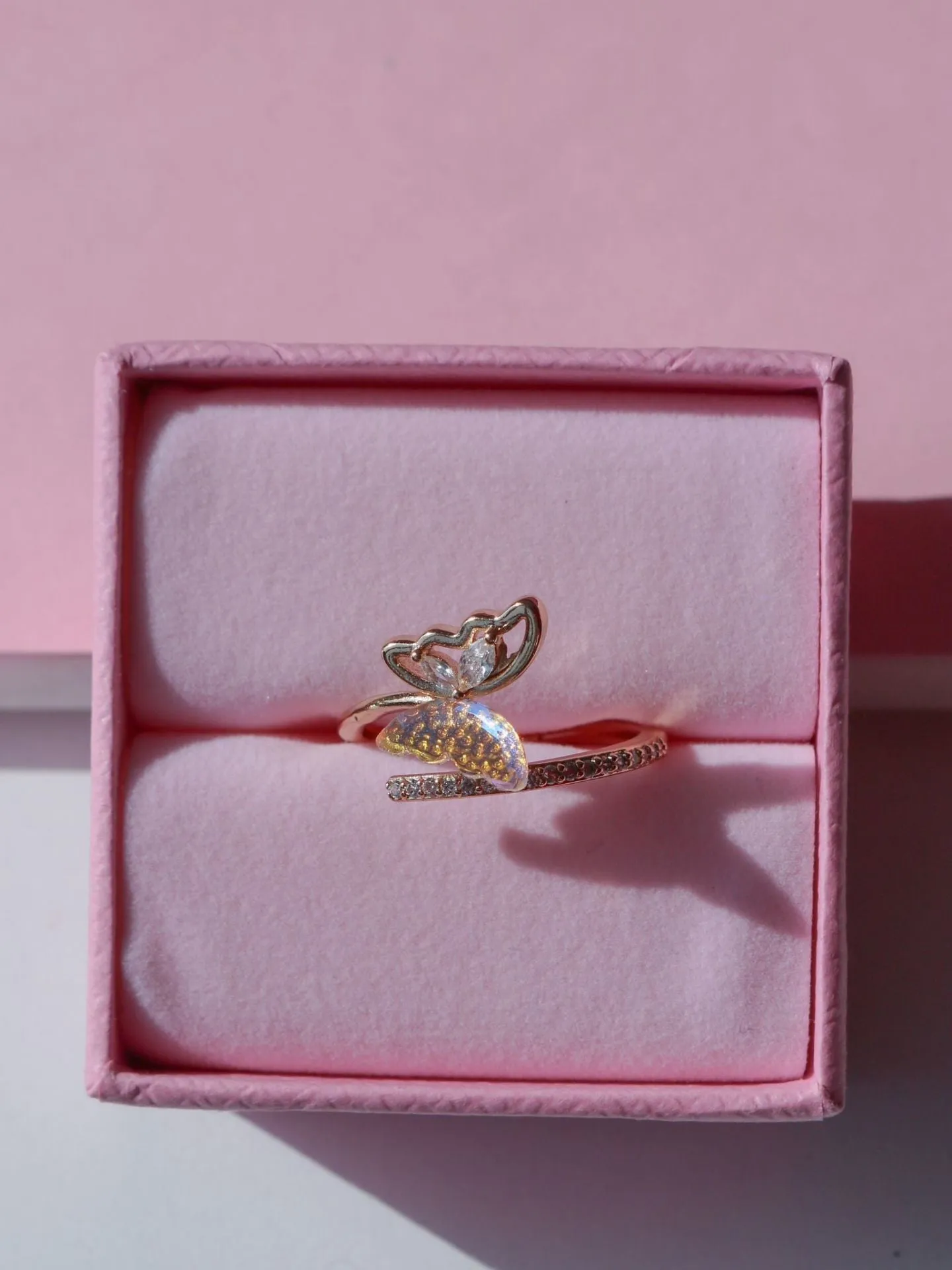 Hugging Butterfly Ring