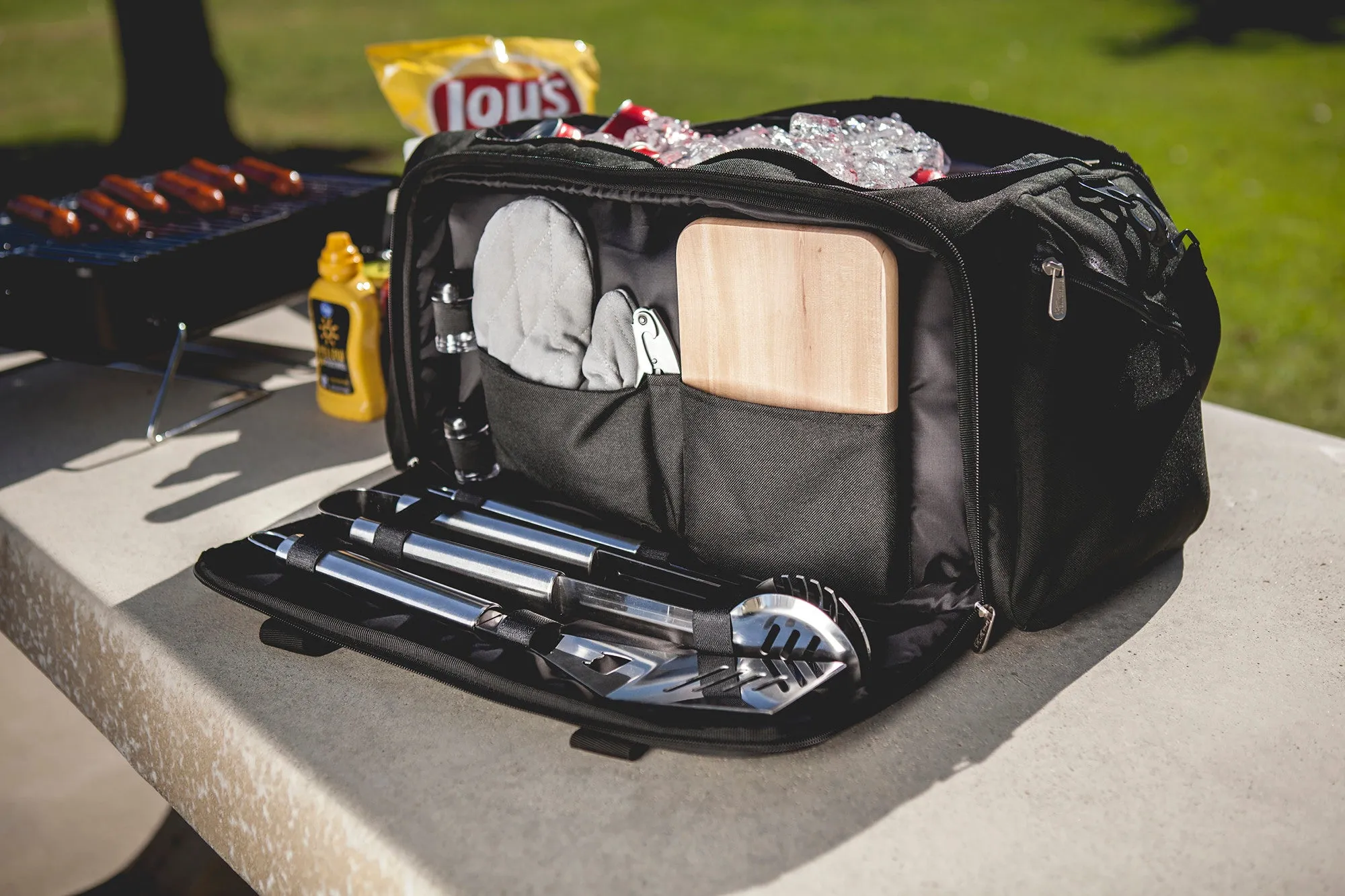 Las Vegas Raiders - BBQ Kit Grill Set & Cooler