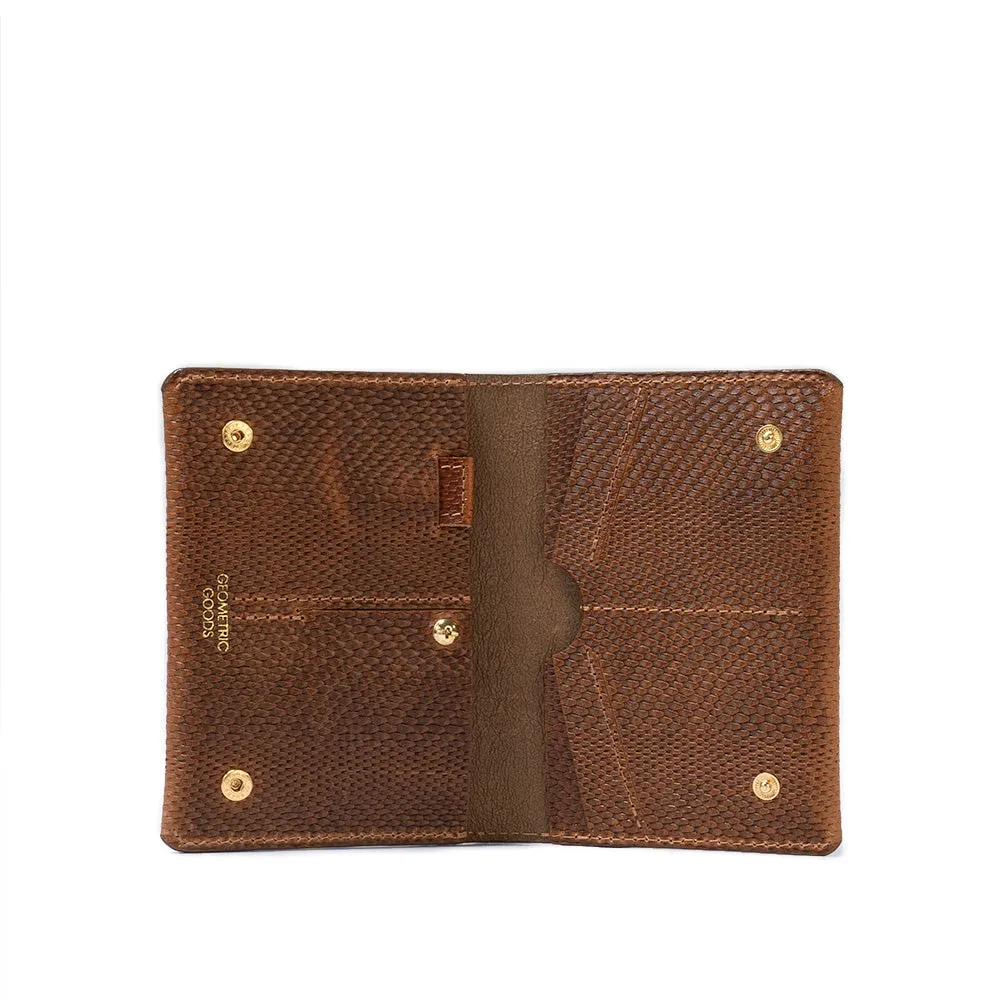 Leather AirTag Travel Wallet - Secure Your Essentials On The Go