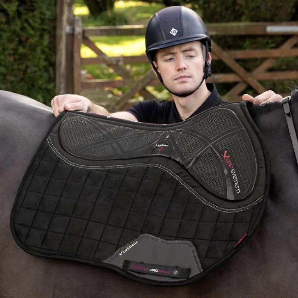 Lemieux X-Grip Silicone Euro Jump Square: Enhanced Saddle Pad