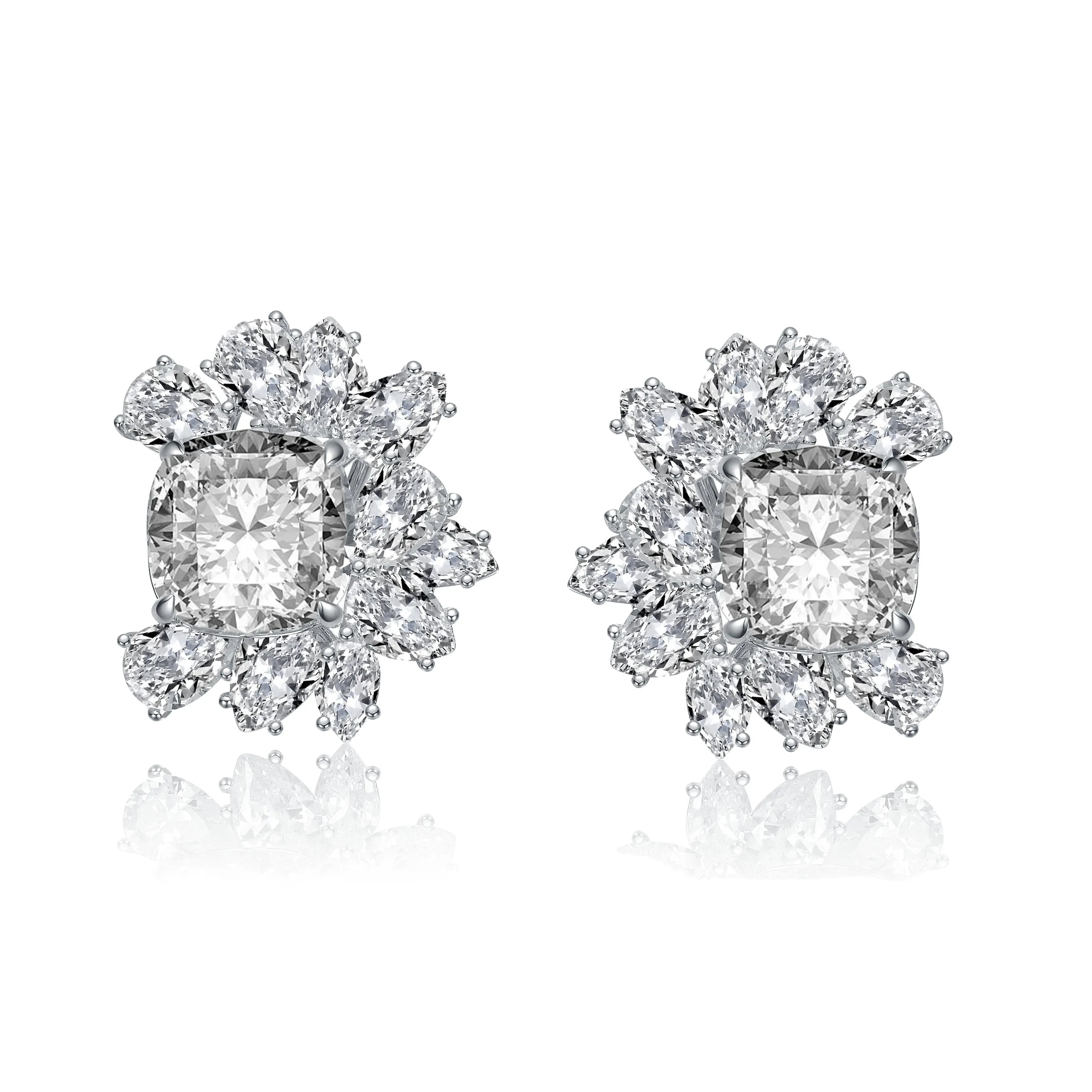 Noelle Cluster Stud Earrings