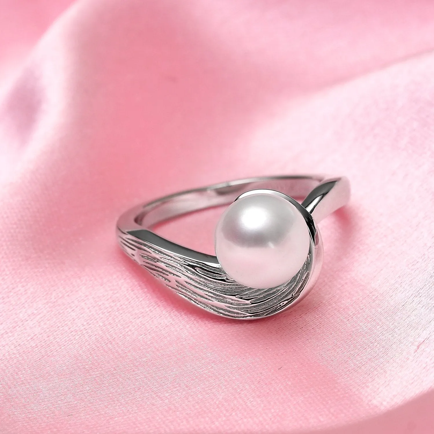 Ocean Wave Ring with White Freshwater Pearl