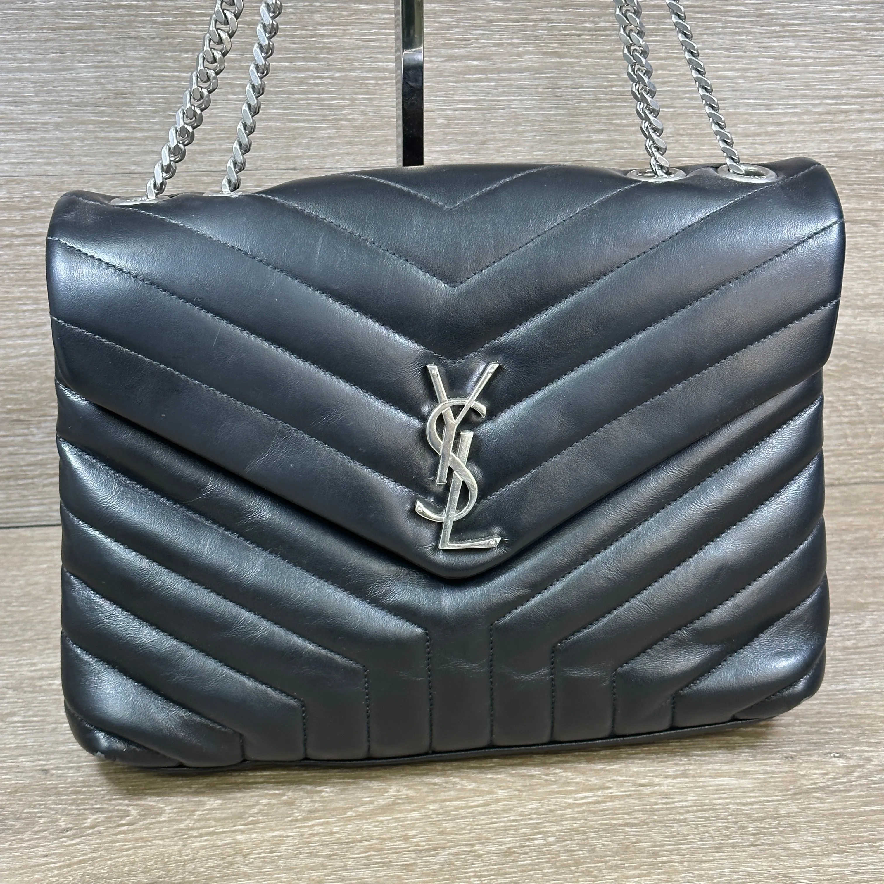 Saint Laurent Loulou Medium Matelasse Calfskin Flap-Top Shoulder Bag