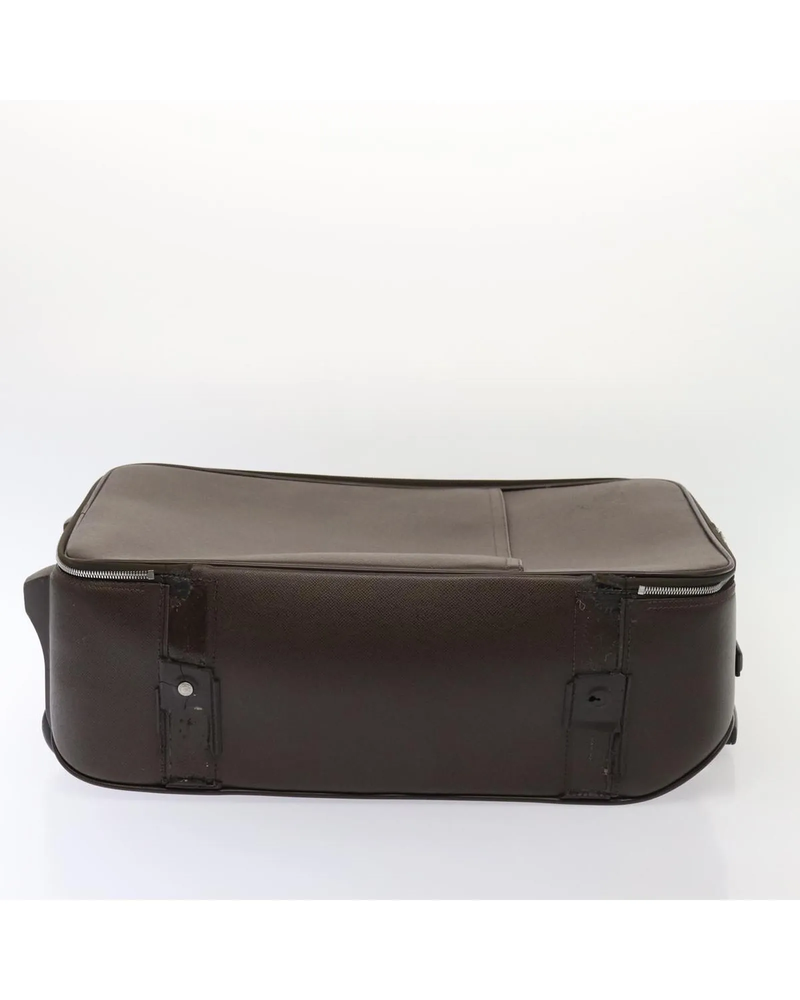 Taiga Leather Pegas 55 Suitcase Grizzly